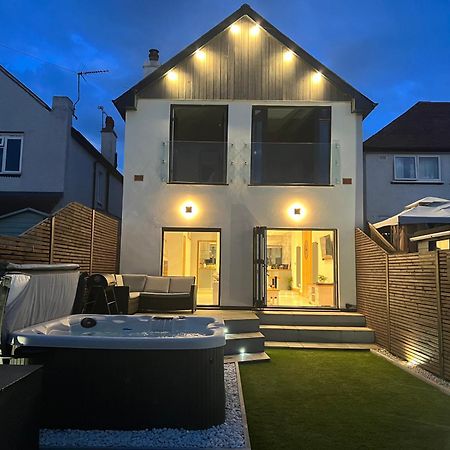 Broadway Beach Home With Hot Tub Herne Bay Extérieur photo