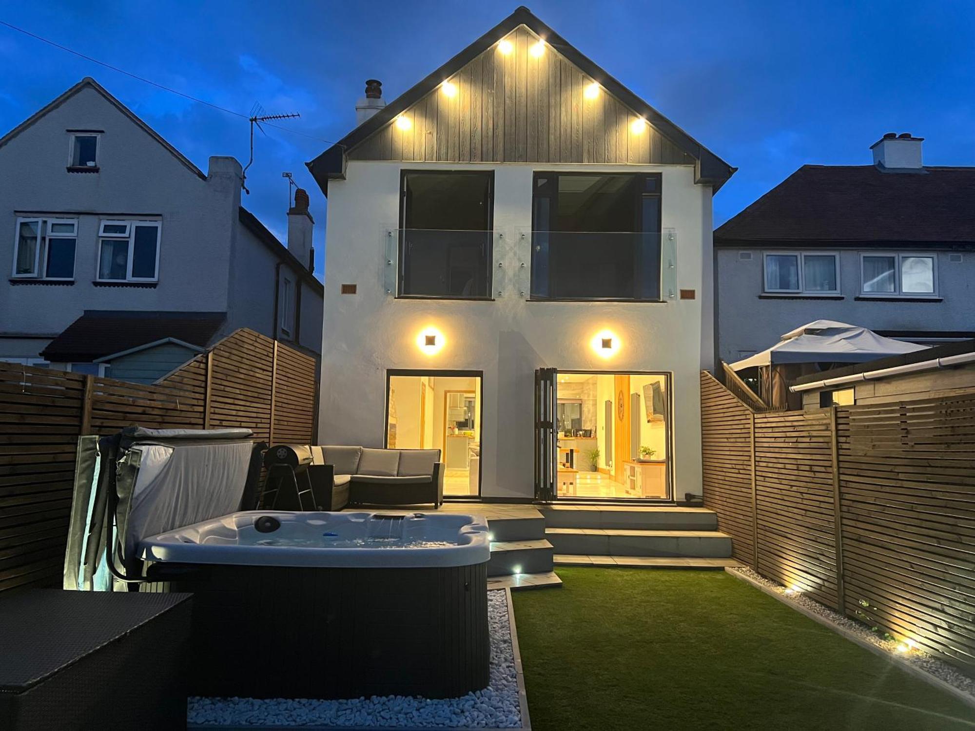 Broadway Beach Home With Hot Tub Herne Bay Extérieur photo